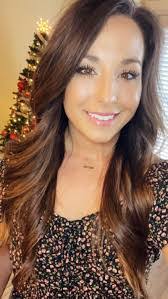 Denise Dampier's Instagram, Twitter & Facebook