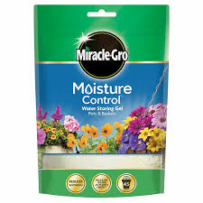 Dennis quaid helps mexican orphans win a fishing tournament 29 april 2021 | the playlist. Miracle Gro Moisture Control Gel 225g The Pot Place Garden Centre