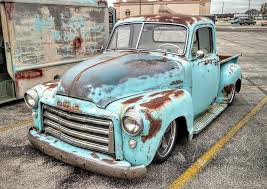 How much does it cost to paint a truck bed.as per the professionals, a bed liner paint job cost range between $100 to $800 or maximum $1000. 1953 Gmc Pickup Truck With An Amazing Blue Patina D Original Paint Job With A White Interior And Cool Hooded Headl Gmc Trucks Classic Chevy Trucks Chevy Trucks