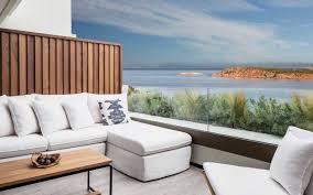 Bill Coo Coast Suites Leading Hotels Of The World This Secret Part Of Athens Has White Sand Beaches Charming Tavernas And Stunning Ancient Temples Athens Hotel Athens Greece Hotels