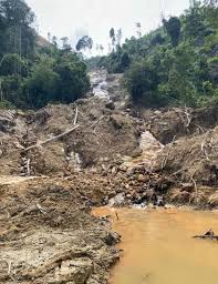 Wisata ini bisa menjadi referensi buat kamu yang ingin mencari tempat yang udaranya sejuk, pesona keindahan air terjunnya yang pasti membuatmu melupakan sejenak kepenatan dalam bekerja, banyak hal yang menarik dan perlu kamu. Air Terjun Tanjung Batu Segari Masih Terpelihara Yang Tular Alur Air Bermusim Exco Perak Astro Awani