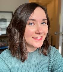 Eloise Taylor's Instagram, Twitter & Facebook