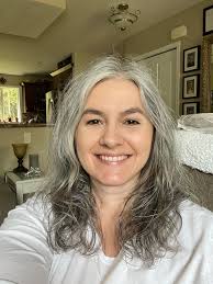 I almost forgot to post my twistout from 2 strand twists done Monday. I  just finished my workout and curls still popping. It's ashame I'm going to  get it washed, colored, and