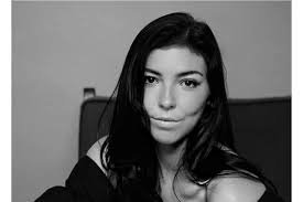 Elise Huff's Instagram, Twitter & Facebook