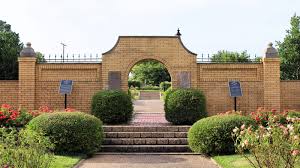 Rose Garden Center (Tyler, Texas) - Wikipedia