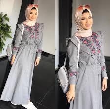 Pinterest Adarkurdish Cute Feminine Embroidered Grey Dress Modest Muslimah Hijab Outfit Muslim Fashion Dress Muslimah Fashion Outfits Islamic Fashion