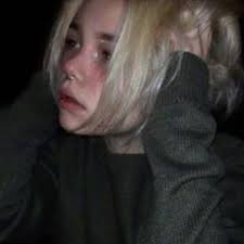 виски кола королева танцпола виски кола королева танцпола виски Pin By Finley Ferris On Cos Aesthetic Girl Grunge Girl Grunge Aesthetic