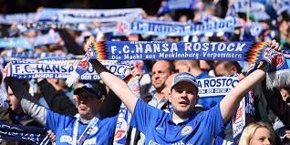 Willst du wissen, wann hansa rostock als nächstes fußball live im deutschen fernsehen spielt und auf welchem kanal?. Genehmigt Fast Unvorstellbar Hansa Rostock Spielt Vor 7500 Fans Um Den Aufstieg Mopo