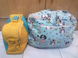 Selain melakukan persiapan untuk sang ibu, yang gak kalah terpentingnya adalah supaya lebih mudah, sebaiknya orangtua memisahkan perlengkapan si bayi dengan perlengkapan orangtua di tas. Daftar Barang Untuk Persalinan Di Rumah Sakit Dekamuslim