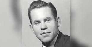 Thomas Foisy's Instagram, Twitter & Facebook