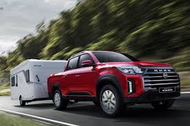 The car's design was styled by ken greenley. Ssangyong Musso Stubbornly Tightened Ruetir