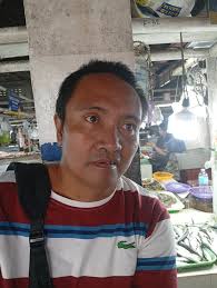 MgA mam/sir Baka Meron po satin nakakakilala Sa Pict. Na nandito. Baka  pwede natin sila tulungan. Hinahanap niya po si Mam Jasmin Devera na  kanyang kapatid. Si sir Mark Devera Taga Bacolod