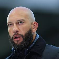 Tim Howard recalls Manchester United signing blunder which could have  angered Sir Alex Ferguson