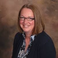 Robin Metcalf's Instagram, Twitter & Facebook