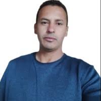 90+ perfiles de «Ernesto Silva»