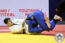Its most prominent feature is its competitive element, where the objective is to either throw or takedown an opponent to the ground, immobilize or otherwise subdue an opponent with a pin, or force an opponent to submit with a joint lock or a choke. Eduard Trippel Ijf Org