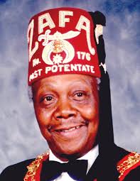 Allen Laster's Instagram, Twitter & Facebook