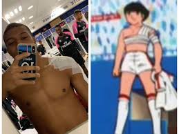 A La Tele Ce Soir Pour Elle Kylian Mbappe Les Secret Tele Star