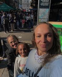 Erin Dickerson Davis (@erin_dickersondavis) • Instagram photos and videos