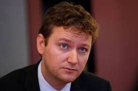 Robo-Adviser Betterment Adds Human Option