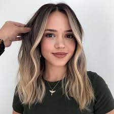 Tutte le tendenze tagli capelli mossi 2022 per capelli corti,. 12 Tagli Capelli Ricci E Mossi Estate 2020 Foto Scegliete La Vostra Onda Amica