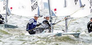 Here's a video of me and my laser class sailing a laser radial rigged with a club 420 spinnaker. 2017 Laser Radial World Championships Day 2 Results Eurilca