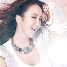 Music video by coco lee performing reflection. Coco Lee æŽçŽŸ å©å©é¦–æ'­é å'Šby Pttjackie