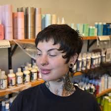 CUT ARTIST ✺ @ray.chill.hair