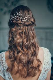 Simple elegant low bun easy prom updo chignons de mariage/soiree, facile à faire. 1001 Modeles Feeriques De Coiffure De Mariage Pour Cheveux Longs