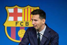 Lionel messi broke down in tears as he said an emotional goodbye to barcelona fans this afternoon.the argentine lionel messi broke down in tears during his goodbye press conference. 5osrpq3yugalvm