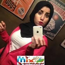دليل ارقام بنات للتعارف و بنات للزواج 2019 ارقام شغالة 100 Mirror Selfie Selfie Case