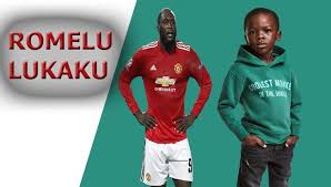 De spits van de rode duivels had een serieuze relatie met julia (julie) vandenweghe en zijn nieuwste verovering is een nederlandse en wel de dochter van televisiepresentator harry mens: Romelu Lukaku Biography Age Height Wife And Net Worth Cfwsports