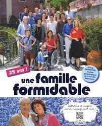 Une famille pas formidable (2016) see more ». Amazon Fr Une Famille Formidable 25 Ans Santoni Joel Bruyn Julie Livres