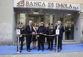 Gaetanino, 42, 48100 ravenna ra, itālija. Una Sede Rinnovata Per La Banca Di Imola Da Oltre 20 Anni Nel Gruppo Cassa Di Risparmio Di Ravenna Sabato Sera