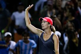 The danielle collins face yoga method has 1020 teachers worldwide (including teachers still in training) and this is growing daily. Danielle Collins 5 Dinge Uber Die Durchstarterin Tennis Magazin