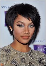 Let the curls face upwards rather than outwards for a more elegant appearance. 35 Best Short Black Haircuts For Round Faces 2020 Cruckers