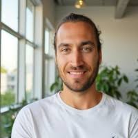 3900+ "(apel)" profiles