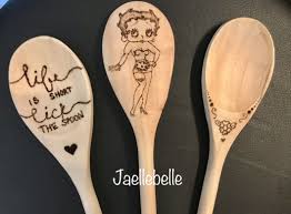 Diy Easy Wood Burned Spoons Bettyboop Wood Sayings Kitchen Gifts Giftsforher Woodburning Wood Burning Kits Wood Burning Tool Wood Burning Patterns