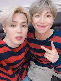 Namjoon and jimin's relationship is one where jimin always gets touchy with namjoon and plays around. ë°©íƒ„ì†Œë…„ë‹¨ On Twitter Namjoon Bts Jimin Jimin Selca