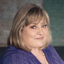 Amanda Heinen's Instagram, Twitter & Facebook