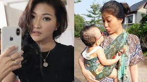 Sampai akhirnya bisa menelpon ke nomor pribadi kenta, dan berupaya melakukan penipuan. kok dia (penipu) bisa tahu (data pribadi kenta) ya tapi?, tanya sarwendah. Dulu Kerap Berpakaian Seksi Ternyata Ini Alasan Sarwendah Mengubah Penampilan Halaman 8 Planet Merdeka