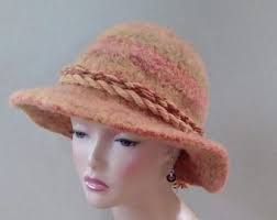 Felted Wool Flapper Hat in Amber/rose and Green