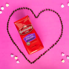 Love Is In The Air And It Smells Like Coffee Https Encrypted Tbn0 Gstatic Com Images Q Tbn 3aand9gcsfept2 Ykw4cynw1dmzxvfi2xplwquktz3kq Usqp Cau