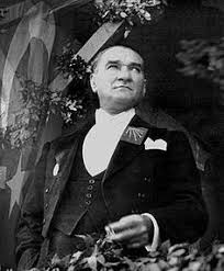 Mustafa kemal atatürk afgan kral'ı amanullah'ın kaldığı köşkün bahçesinde atatürk ile karşılaşması. Life Of Ataturk History Dalyan Guide Volkan S Adventures