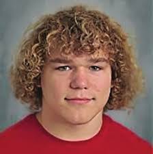 Ariel Wren's Instagram, Twitter & Facebook