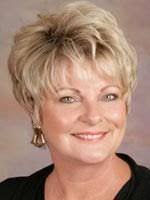 Lynn Sawyer's Instagram, Twitter & Facebook