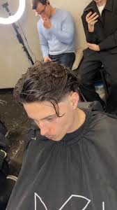 Typer Cheveux Mi Long