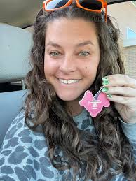 I want to start a designated quarter spot at my Aldi and I need ideas!!!  Show me your Aldi's quarter drop spots 💕💕💕