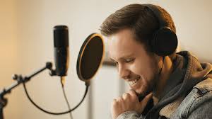 Cómo iniciar un podcast que amplíe tu vida y tu negocio