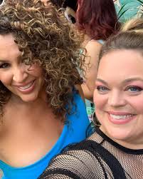 Tonight's premiere of @gorditachronicleshbomax @hbomax @sonytvofficial so  much fun last night! Can't wait for you to see this show. @evalongoria  @zoesaldana @dianamariariva @juanjaviercardenas @oliviagoncalves_  @cosettehauer @noah.rico ...